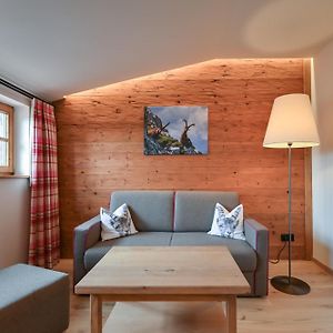 Deluxe Zimmer mit Kingsize-Bett